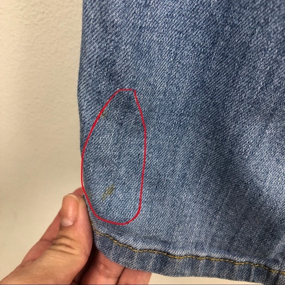 Guess- Tomboy Distressed style Jeans size: 26 - Picture 8 of 13